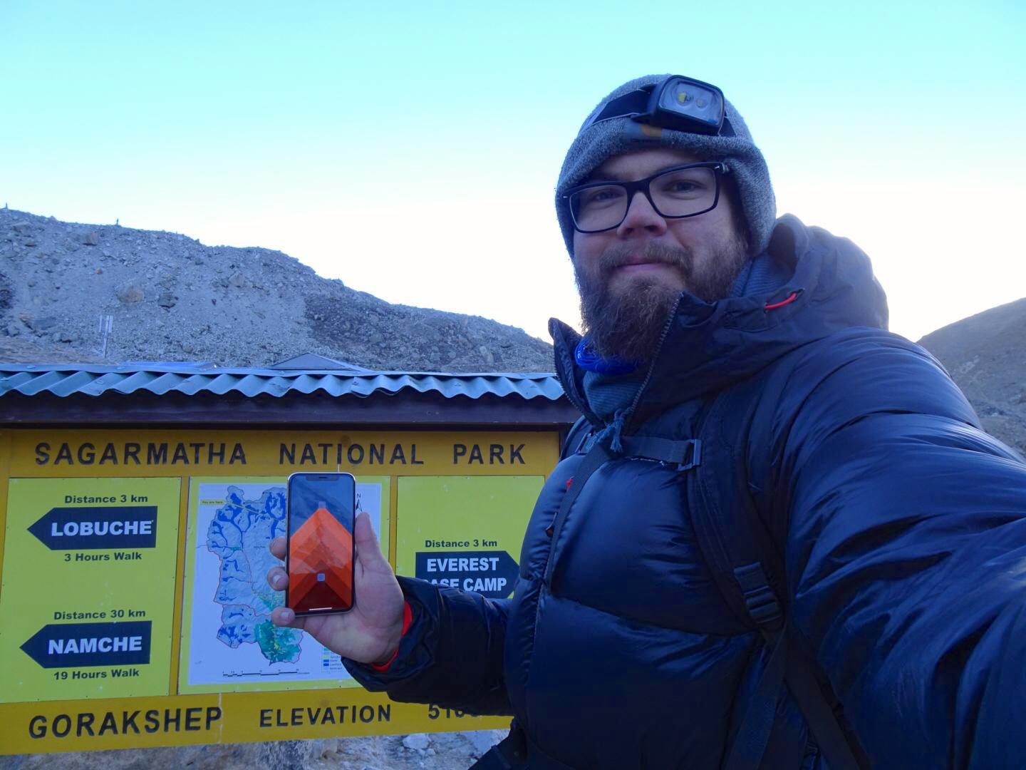 Player solving Blackbox at Everest base camp